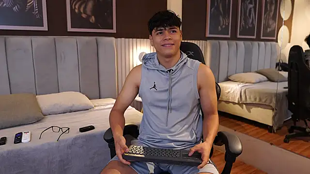 Ethan occonor online show from 10-07-25, 12:17