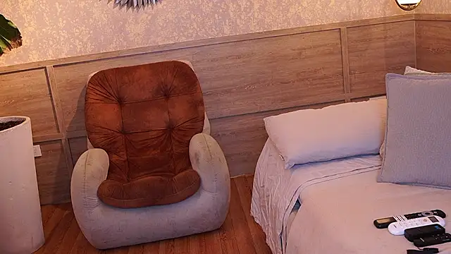 Snapshot of Ethan_occonor chatting on 02-20-26, 12:29 Ethan occonor online show from 02-20-26, 12:29