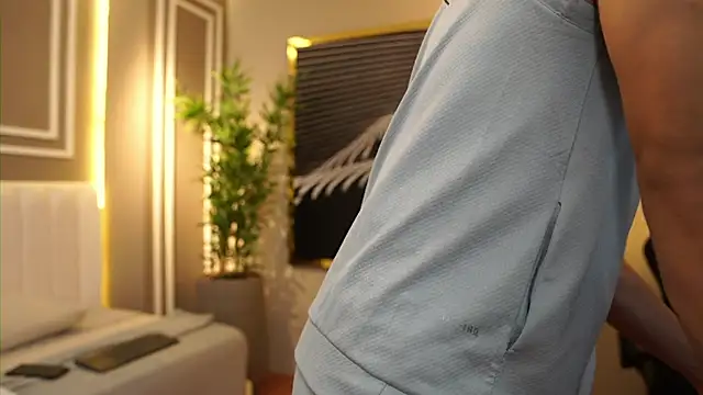 Ethan occonor online show from 11-07-25, 01:04