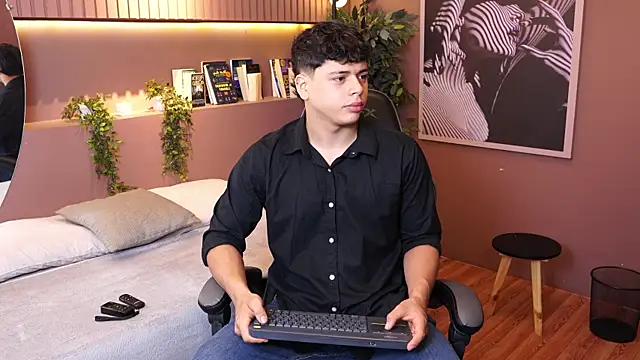 Ethan occonor online show from 04-22-26, 12:45