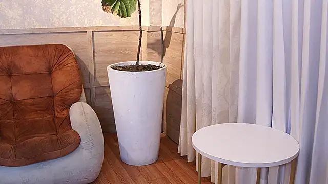 Snapshot of Ethan_occonor chatting on 02-11-26, 11:43 Ethan occonor online show from 02-11-26, 11:43