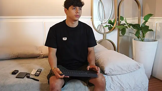 Ethan occonor online show from 09-22-25, 12:44