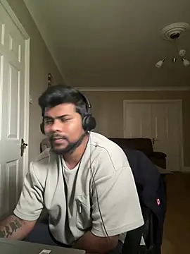 Snapshot of CrazyShashank chatting on 02-23-26, 02:50 CrazyShashank online show from 02-23-26, 02:50