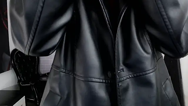 aleesha cameron02 online show from 10-27-25, 12:06