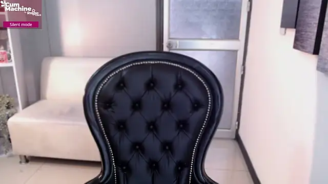 Snapshot of aleesha_cameron02 chatting on 04-24-26, 07:49 aleesha cameron02 online show from 04-24-26, 07:49