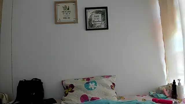 selena jhonson online show from 12-04-25, 01:54