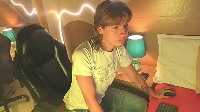 Enrrixxx  online show from 04-05-26, 12:28