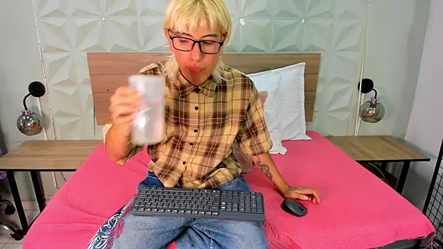 Enrrixxx  online show from 01-14-26, 12:36