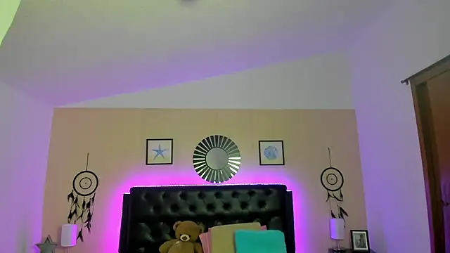 LolaVillalobos online show from 03-05-26, 12:13