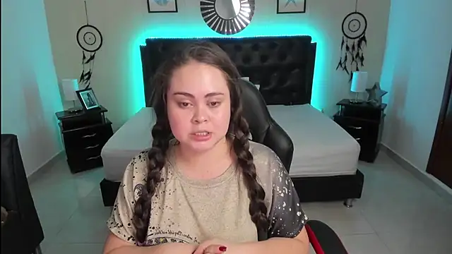 LolaVillalobos online show from 09-25-25, 03:07