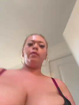 KaylaTrudi online show from 04-30-26, 09:49