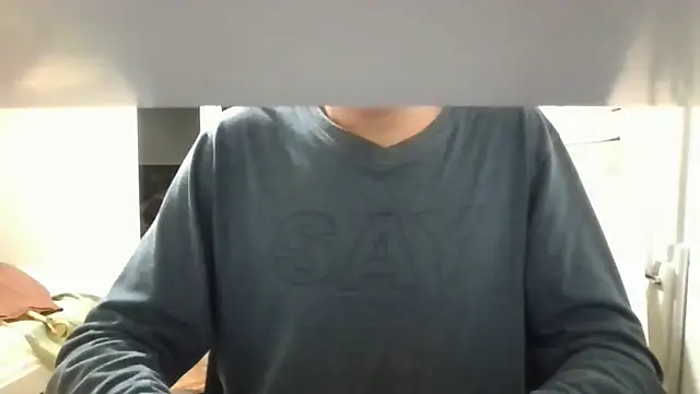 Snapshot of Alexpereezzz chatting on 12-18-25, 06:01 Alexpereezzz online show from 12-18-25, 06:01