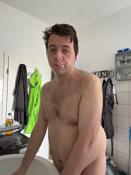 Lars2306 online show from 04-05-26, 01:18