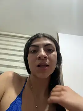 arieel  722 online show from 10-29-25, 04:44