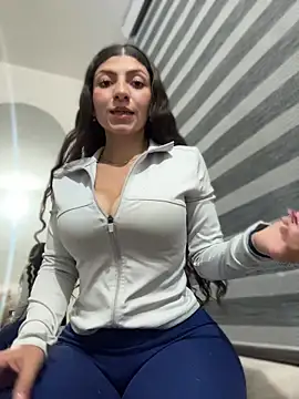 arieel  722 online show from 04-11-26, 03:25