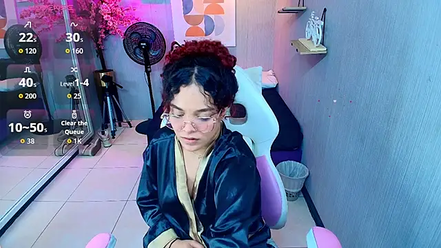 Snapshot of Maggy_t18 chatting on 02-20-26, 06:26 Maggy t18 online show from 02-20-26, 06:26