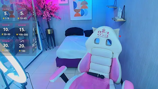 Snapshot of Maggy_t18 chatting on 06-17-26, 03:28 Maggy t18 online show from 06-17-26, 03:28