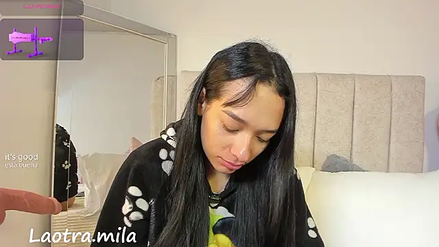 Snapshot of juliettaa_1 chatting on 02-09-26, 10:13 juliettaa 1 online show from 02-09-26, 10:13