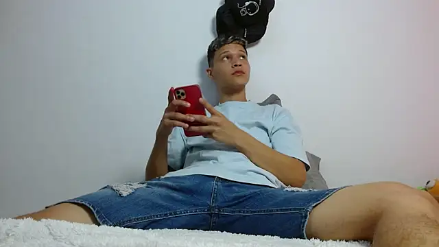 Twinkcock22 online show from 04-12-26, 04:27