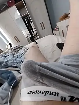 Snapshot of Baba435632 chatting on 02-16-26, 01:10 Baba435632 online show from 02-16-26, 01:10