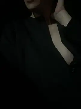 Melisss0404 online show from 06-01-26, 10:53