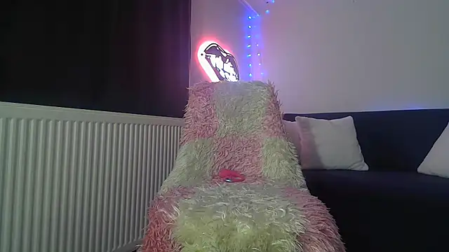 Melisss0404 online show from 10-25-25, 09:48