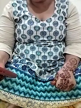 Snapshot of BHABHIJAAN7317 chatting on 10-22-25, 06:07 BHABHIJAAN7317 online show from 10-22-25, 06:07