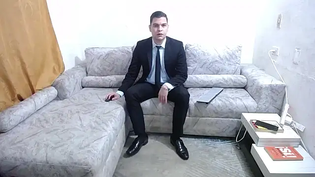 Victor Maitland online show from 11-28-25, 07:58