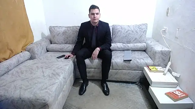 Victor Maitland online show from 11-17-25, 03:10