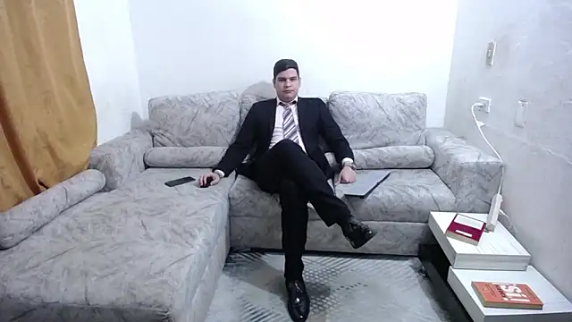 Snapshot of Victor_Maitland chatting on 06-17-26, 03:50 Victor Maitland online show from 06-17-26, 03:50