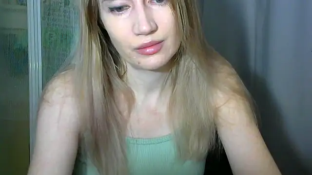 JessFoxxx online show from 01-18-26, 04:16