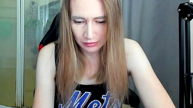 JessFoxxx online show from 06-02-26, 02:22