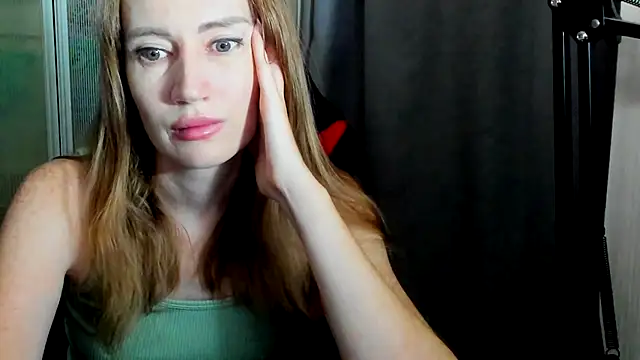 Snapshot of JessFoxxx chatting on 07-10-26, 02:11 JessFoxxx online show from 07-10-26, 02:11