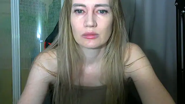 JessFoxxx online show from 02-14-26, 03:18