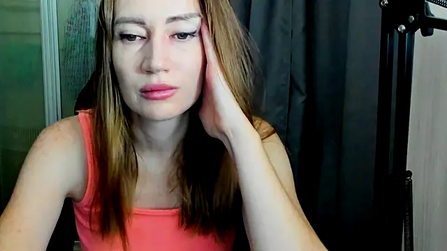 Snapshot of JessFoxxx chatting on 07-15-26, 02:29 JessFoxxx online show from 07-15-26, 02:29