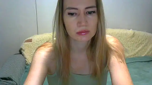 Snapshot of JessFoxxx chatting on 10-01-25, 03:55 JessFoxxx online show from 10-01-25, 03:55