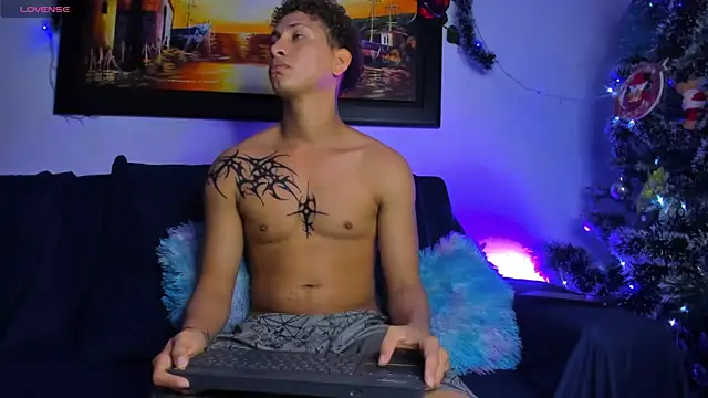 ECSTASYX2 2001 online show from 12-18-25, 05:23