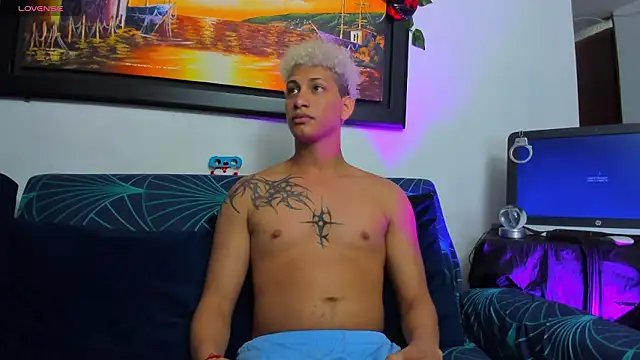 ECSTASYX2 2001 online show from 01-13-26, 03:54