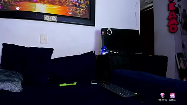 ECSTASYX2 2001 online show from 05-21-26, 12:02