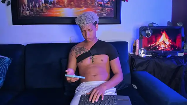 Snapshot of ECSTASYX2_2001 chatting on 02-24-26, 04:46 ECSTASYX2 2001 online show from 02-24-26, 04:46