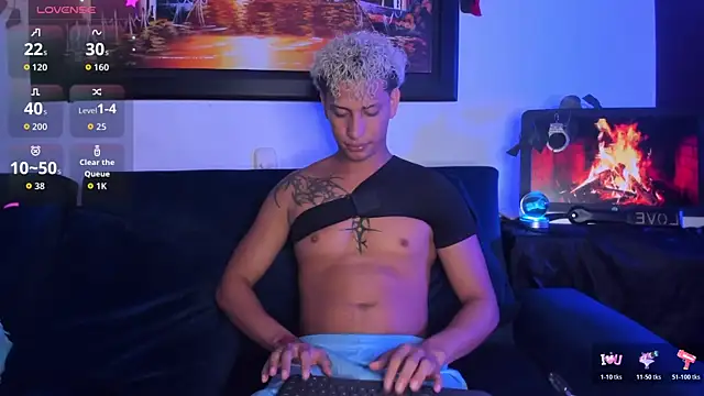 Snapshot of ECSTASYX2_2001 chatting on 02-27-26, 04:23 ECSTASYX2 2001 online show from 02-27-26, 04:23