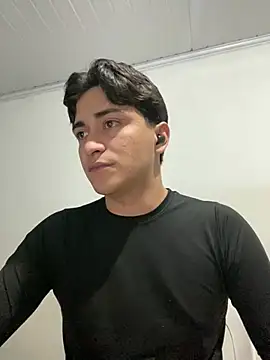Tavinho067 online show from 05-20-26, 01:13