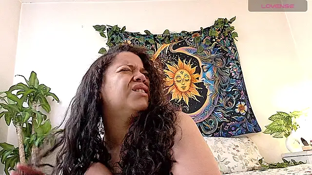 Amanda sweet online show from 05-05-26, 01:14