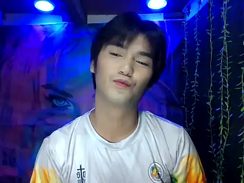 miss lolalops online show from 12-16-25, 03:16