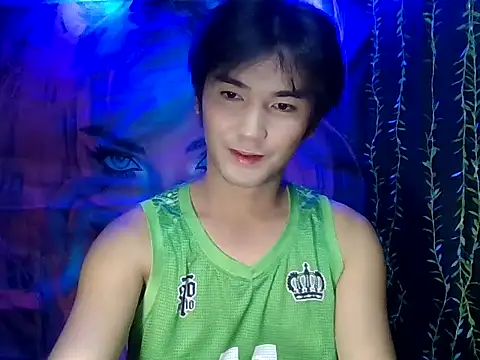 miss lolalops online show from 12-19-25, 03:36