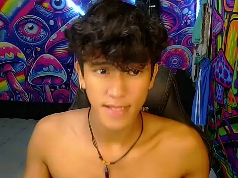 Snapshot of kenbigcockxx chatting on 06-11-26, 07:00 kenbigcockxx online show from 06-11-26, 07:00