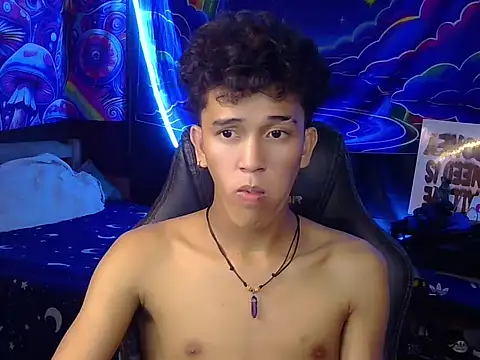 Snapshot of kenbigcockxx chatting on 07-14-26, 07:46 kenbigcockxx online show from 07-14-26, 07:46