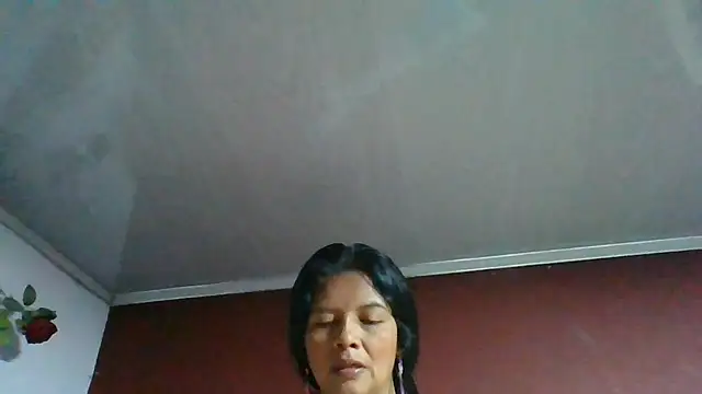 Snapshot of DianaOchoa_ chatting on 06-29-26, 04:30 DianaOchoa online show from 06-29-26, 04:30