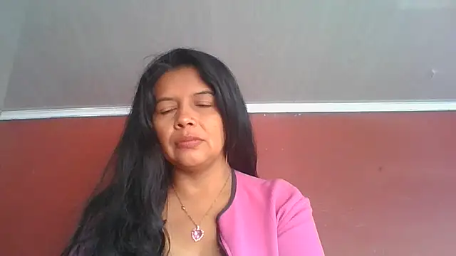 Snapshot of DianaOchoa_ chatting on 06-26-26, 12:11 DianaOchoa online show from 06-26-26, 12:11