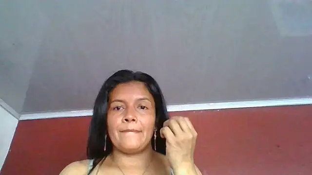 Snapshot of DianaOchoa_ chatting on 06-30-26, 08:42 DianaOchoa online show from 06-30-26, 08:42